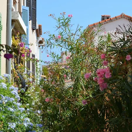 2p Dans Le Vieil Avec Balcon Sur La Marina 公寓 昂蒂布
